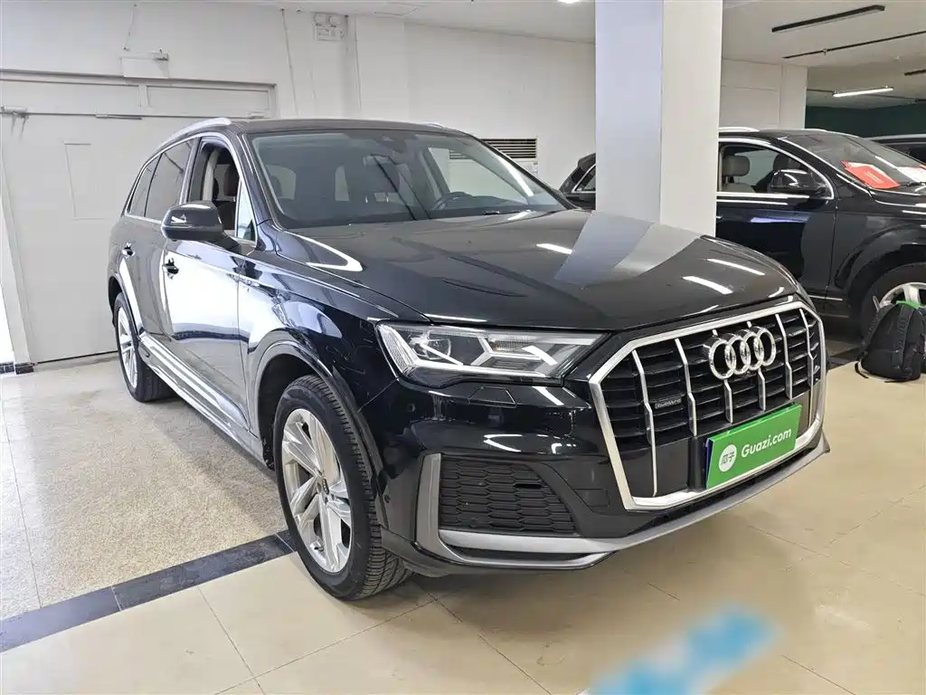 Audi Q7 2023 — фото 4