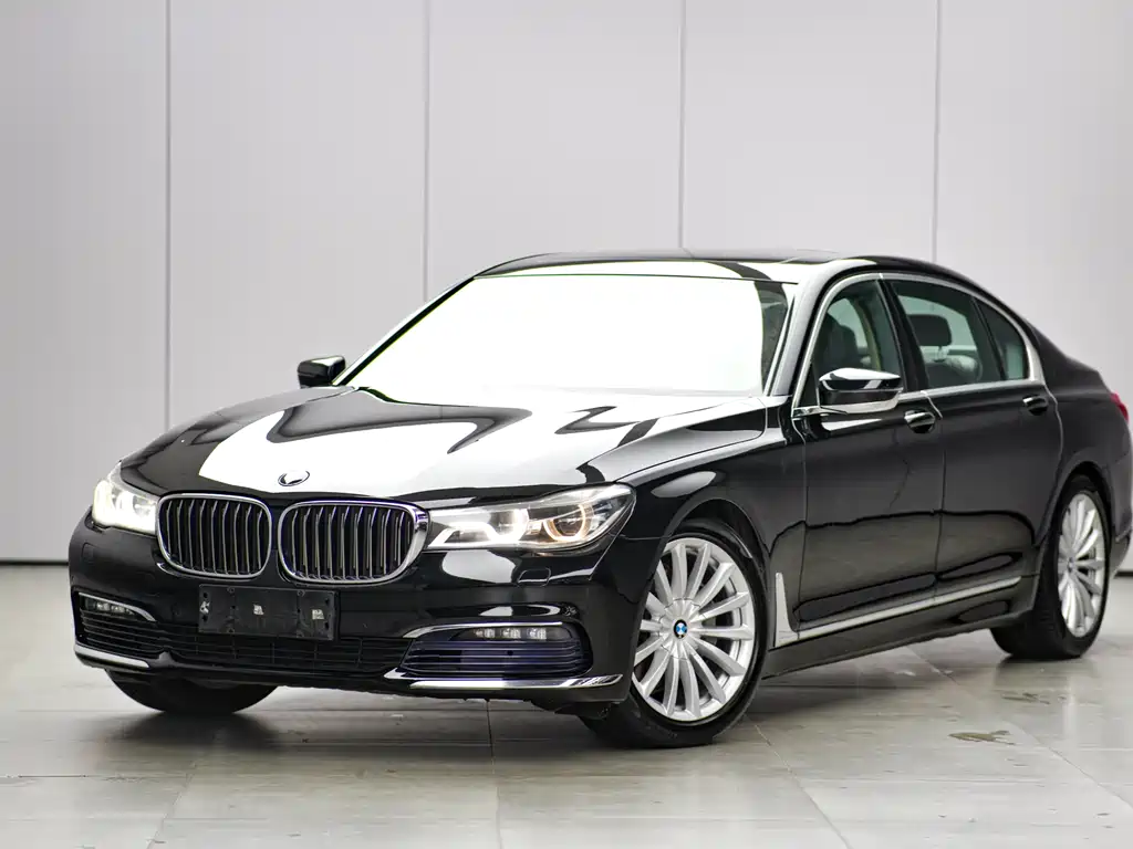 BMW 7 Series 2016 — фото 1