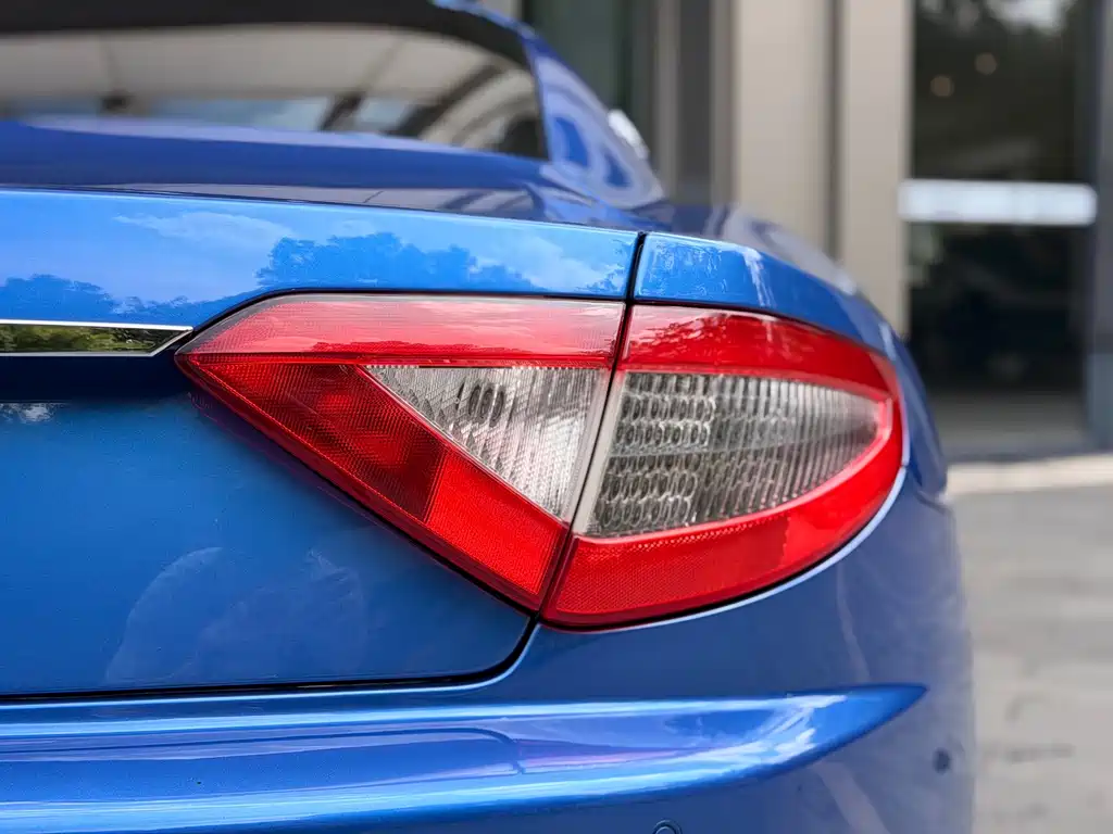 Maserati Granturismo 2015 — фото 10