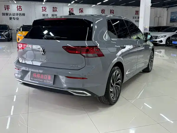 Volkswagen Golf 2023