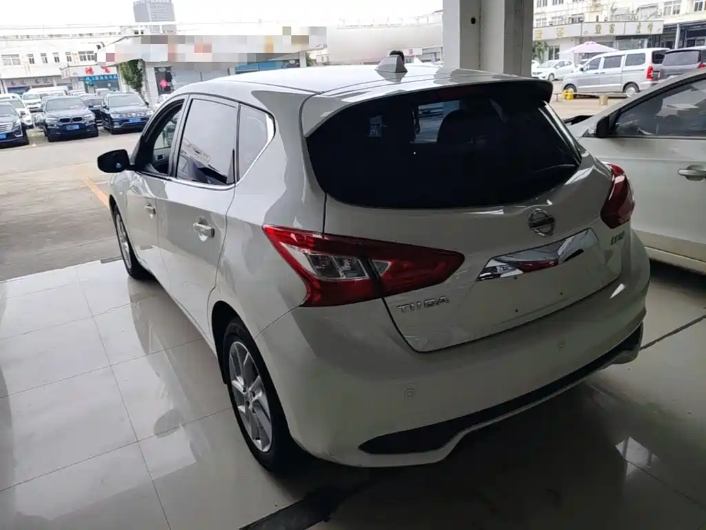 Nissan Tiida 2020