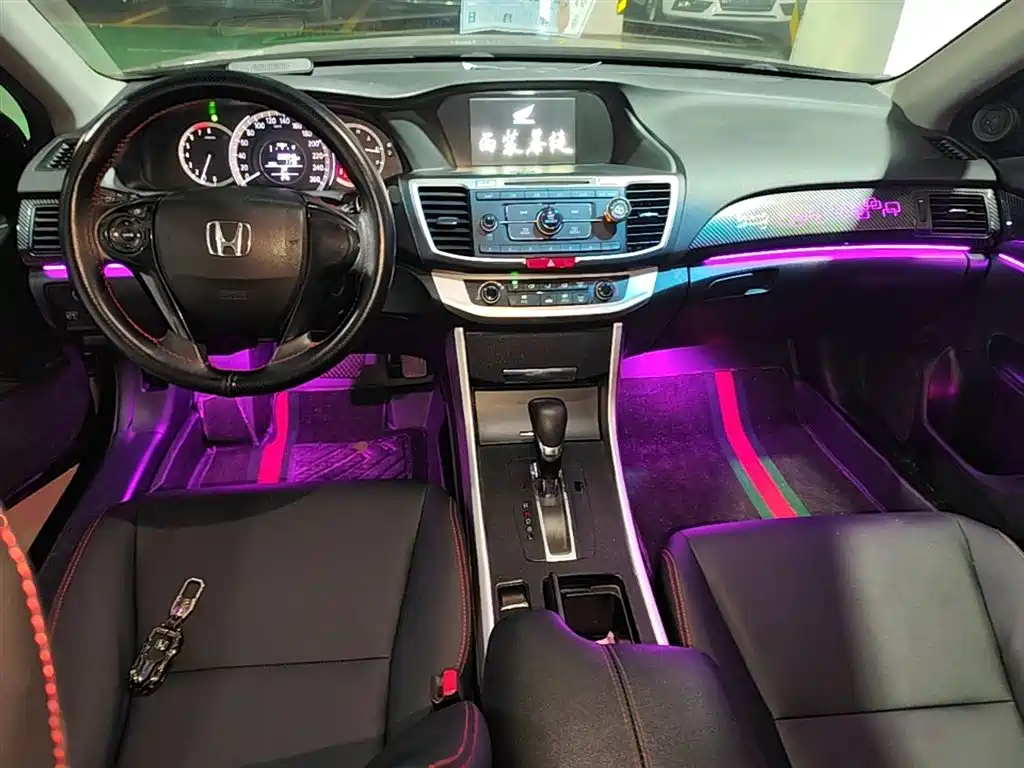 Honda Accord 2016 — фото 10