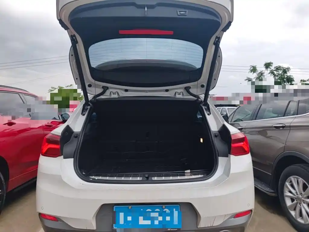 BMW X2 2020 — фото 15
