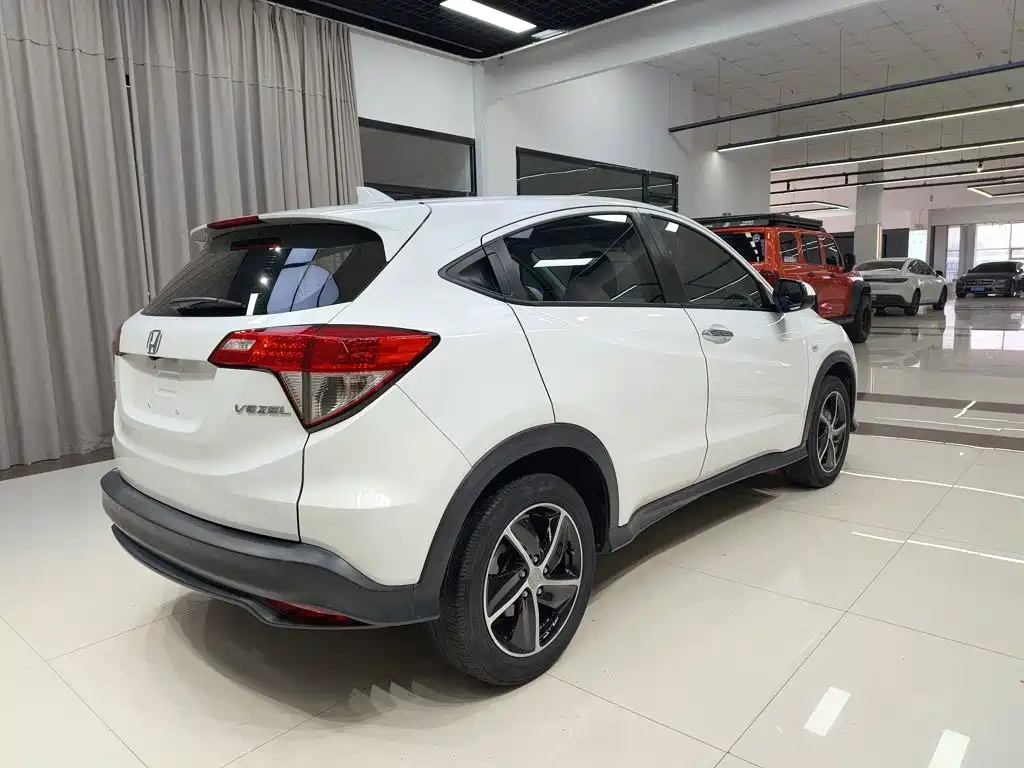 Honda Vezel 2020 — фото 5