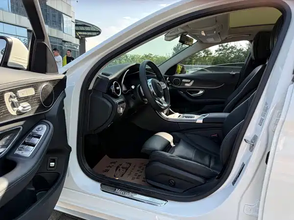 Mercedes-Benz C-Class 2020