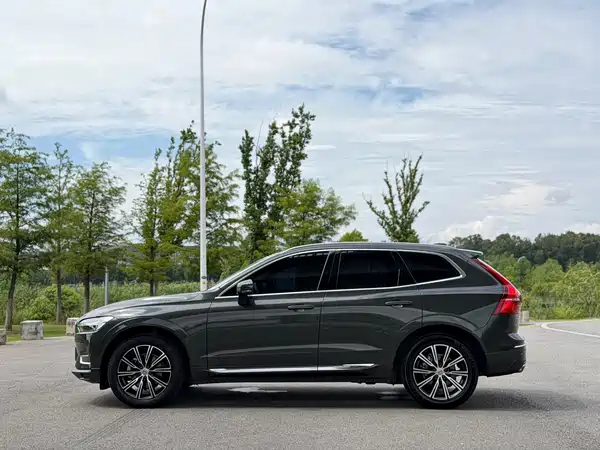 Volvo XC60 2021