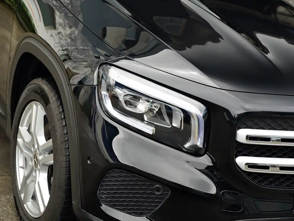 Mercedes-Benz GLB 2023 — фото 10