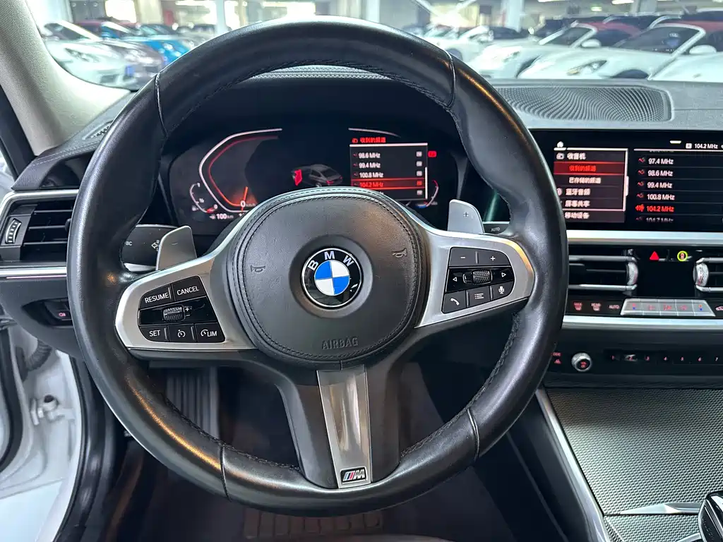 BMW 3 Series 2021 — фото 9