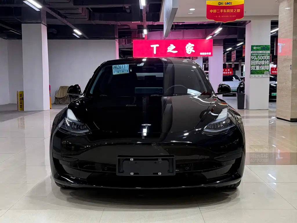Tesla Model 3 2023 — фото 2