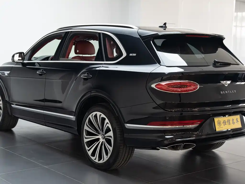 Bentley Bentayga 2020 — фото 6