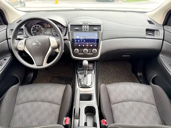 Nissan Tiida 2016
