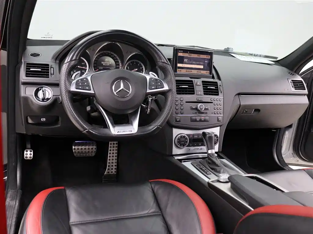 Mercedes-Benz C-Class AMG 2010 — фото 8