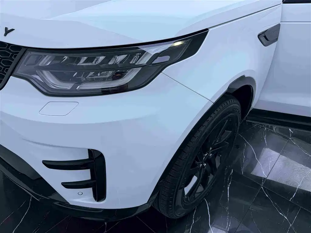 Land Rover Discovery 2020 — фото 19