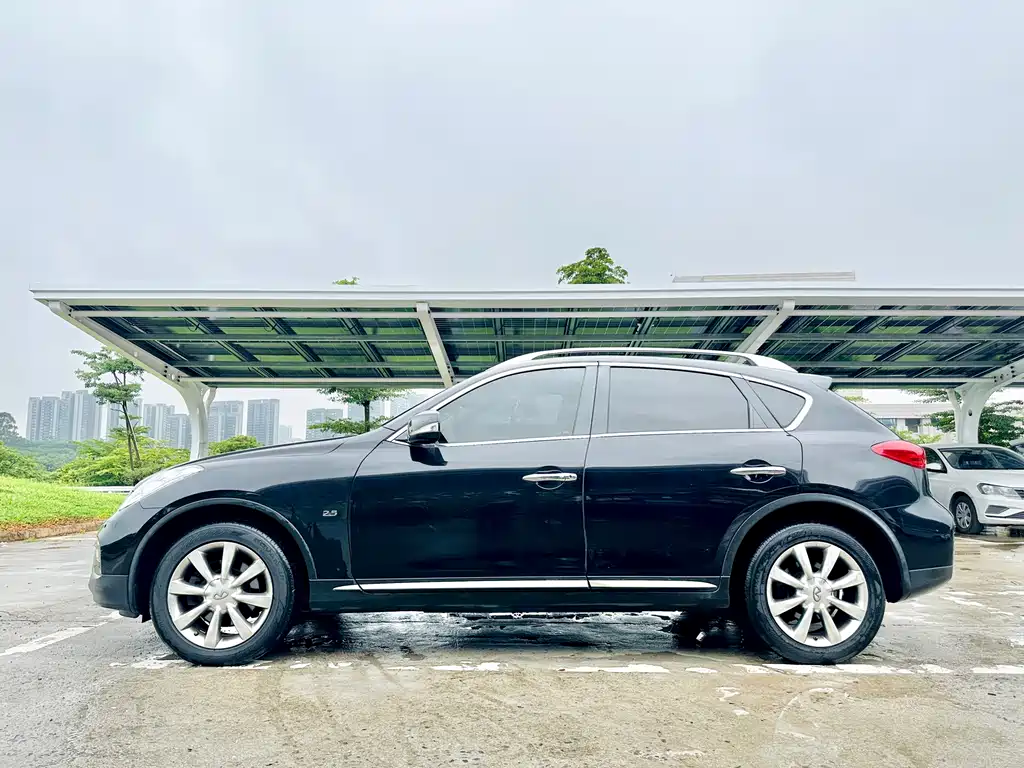 Infiniti QX50 2016 — фото 4