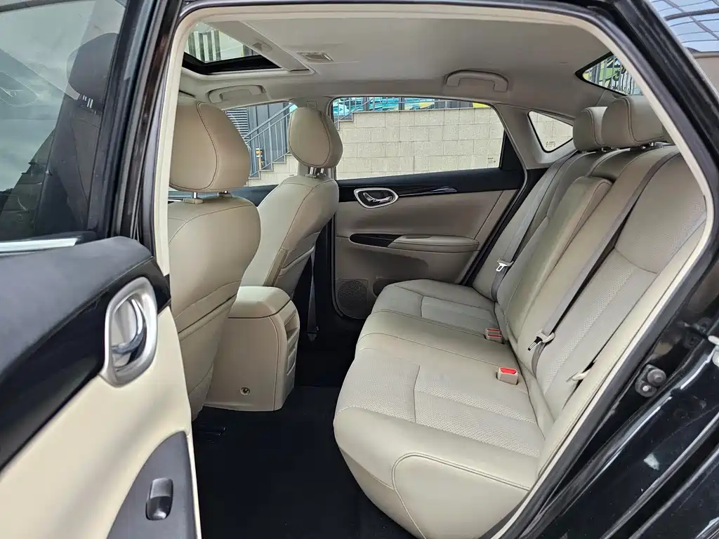 Nissan Sylphy 2017 — фото 16