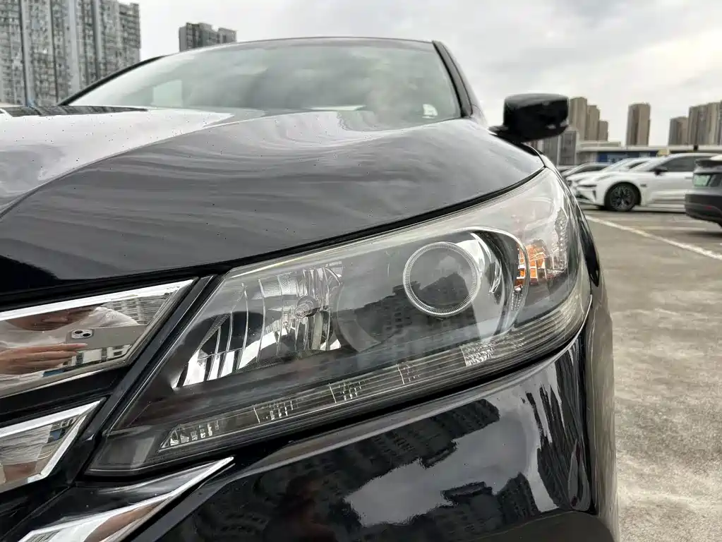 Honda Accord 2014 — фото 13