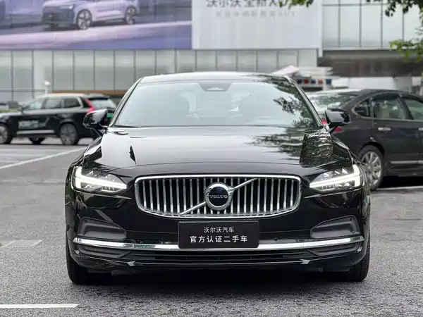Volvo S90 2024