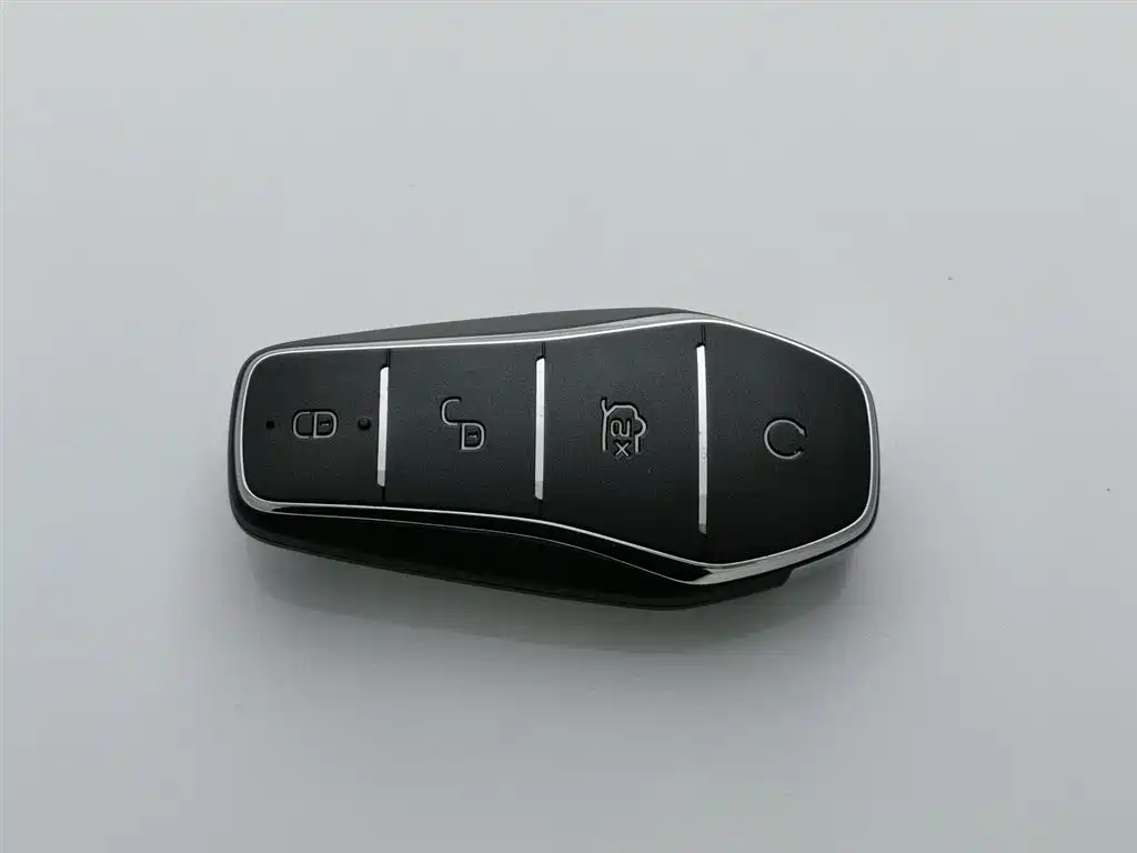 BYD Qin PLUS 2023 — фото 19