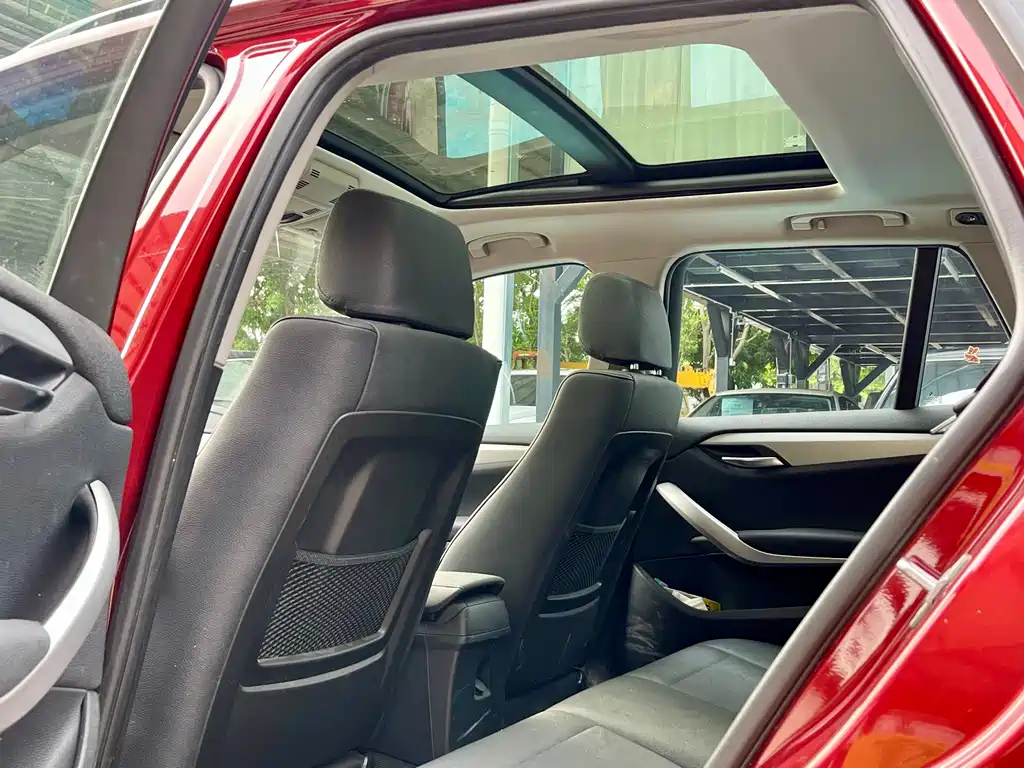BMW X1 2014 — фото 14