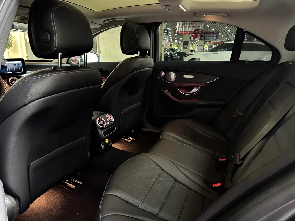 Mercedes-Benz C-Class 2020