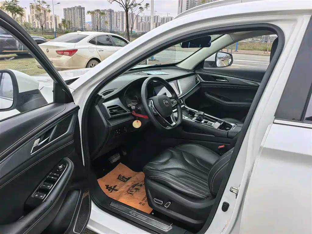 Changan CS85 COUPE 2020 — фото 7