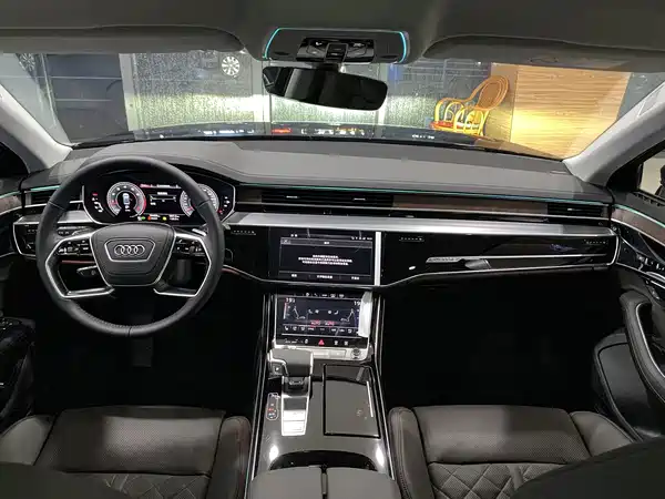 Audi A8 2021