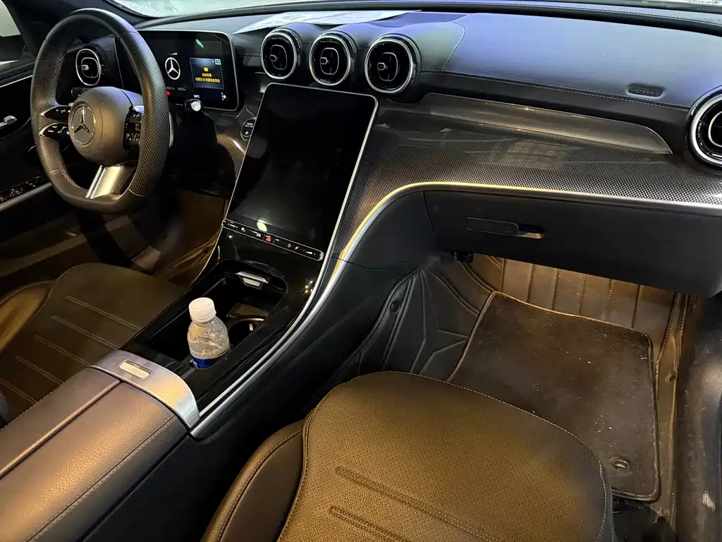 Mercedes-Benz C-Class 2023 — фото 11