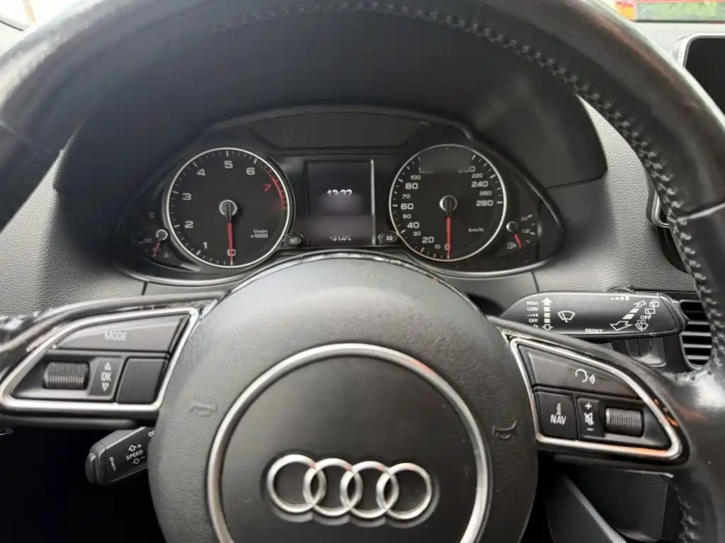 Audi Q5 2016 — фото 22