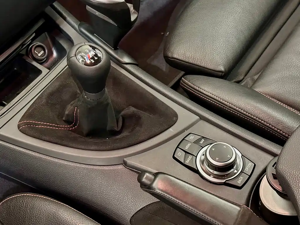 BMW 1 Series M 2012 — фото 13