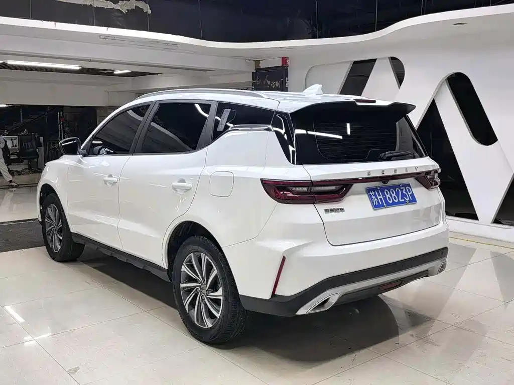 Geely Vision X6 2021