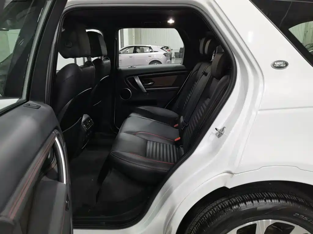 Land Rover Discovery Sport 2022 — фото 15