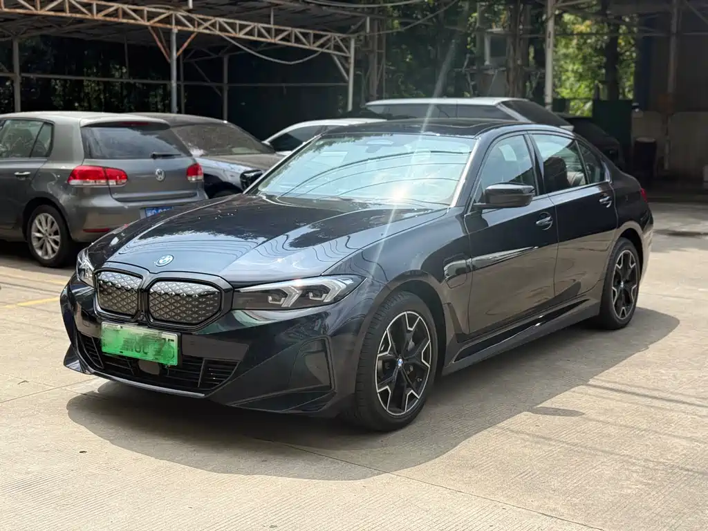 BMW i3 2024