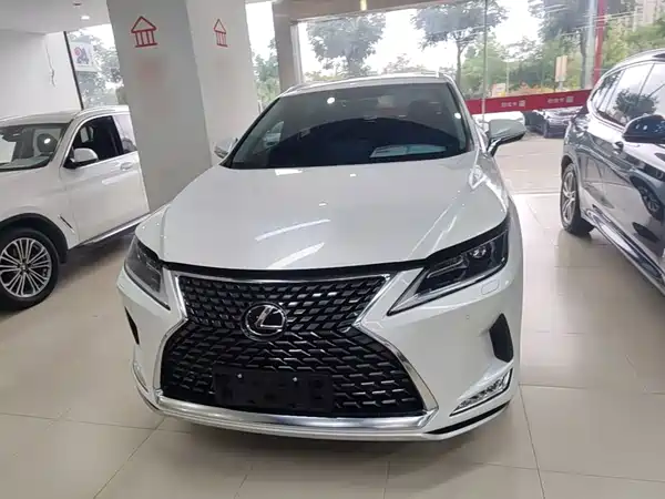 Lexus RX 2021