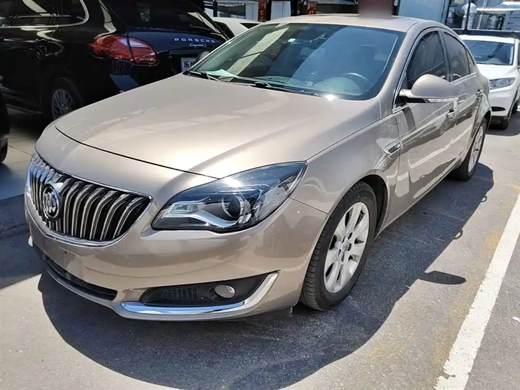Buick Regal 2014 — фото 1