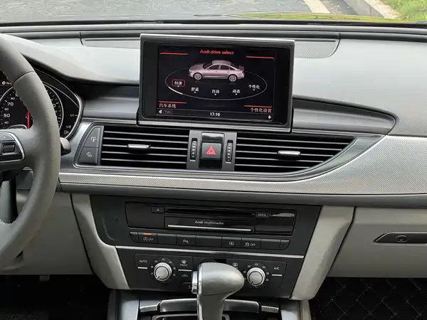 Audi A6L 2012