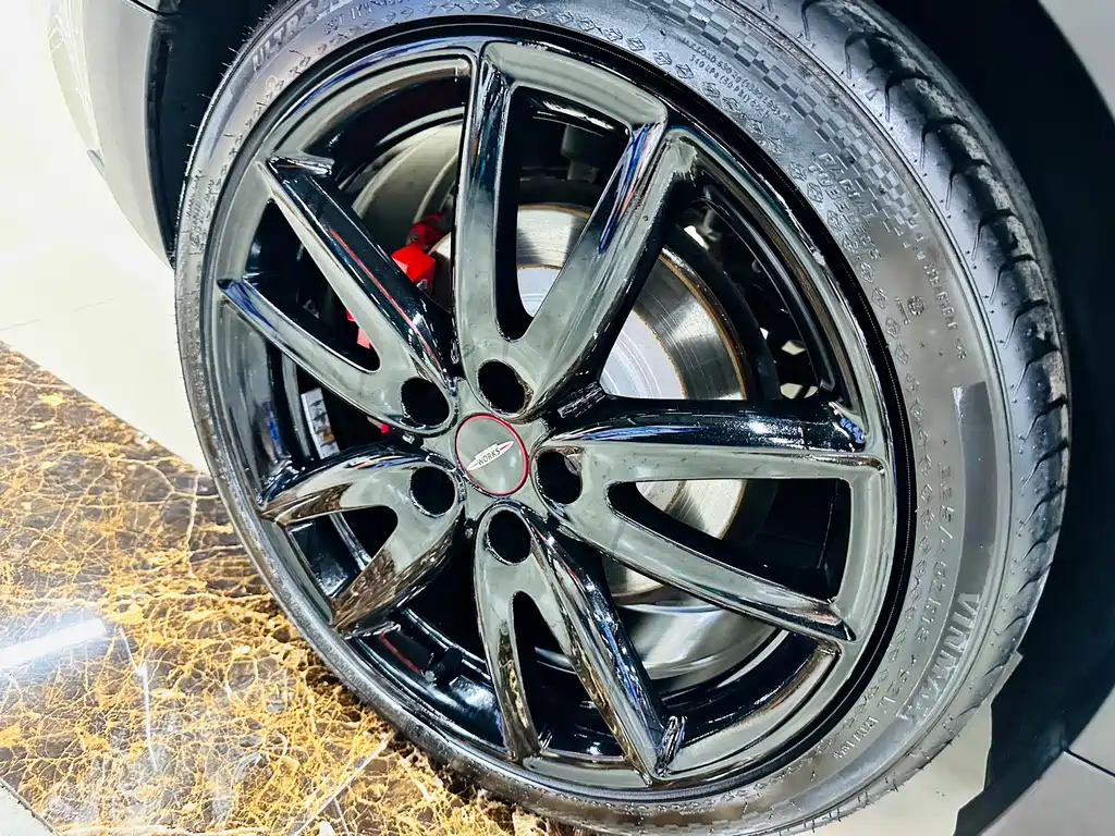 MINI JCW CLUBMAN 2019 — фото 13