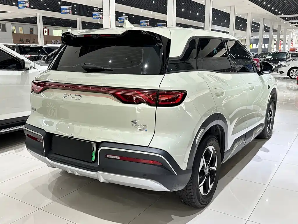 BYD Yuan UP 2025