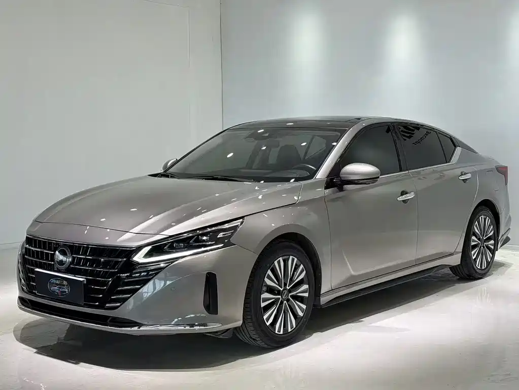 Nissan Teana 2022
