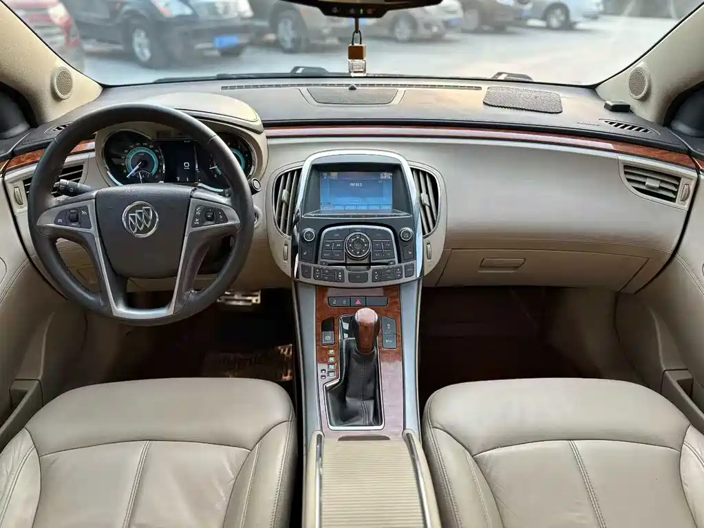 Buick LaCrosse 2013 — фото 9