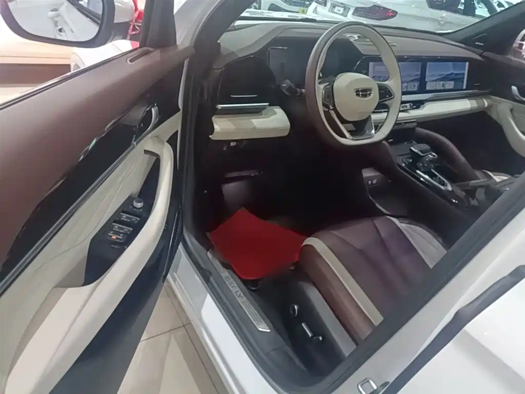 Geely Xingyue L 2023 — фото 16