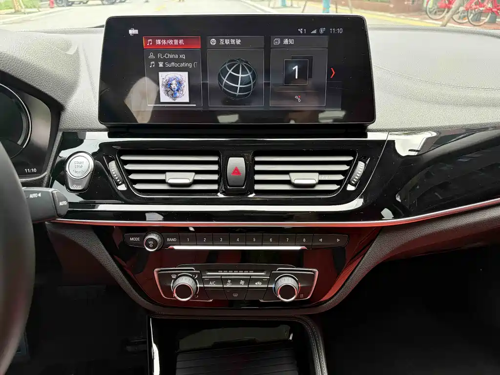 BMW 1 Series 2023 — фото 10