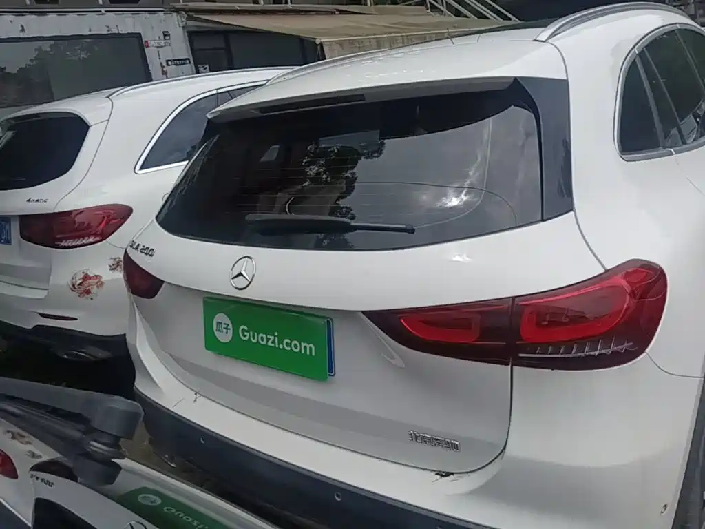 Mercedes-Benz GLA 2021