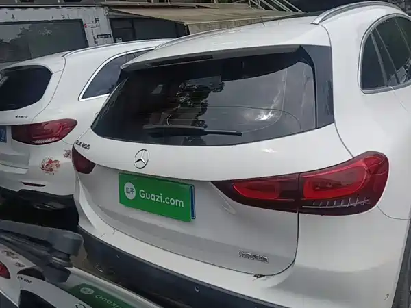 Mercedes-Benz GLA 2021
