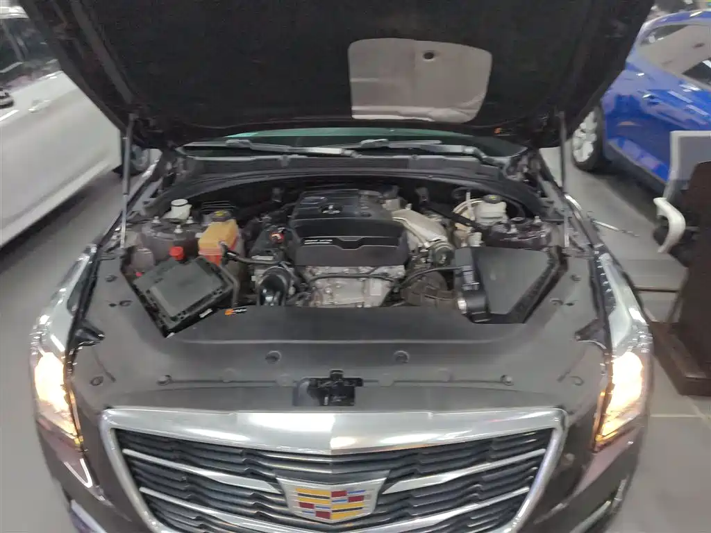 Cadillac ATS-L 2017 — фото 20