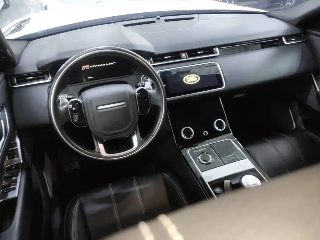 Land Rover Velar 2018 — фото 16