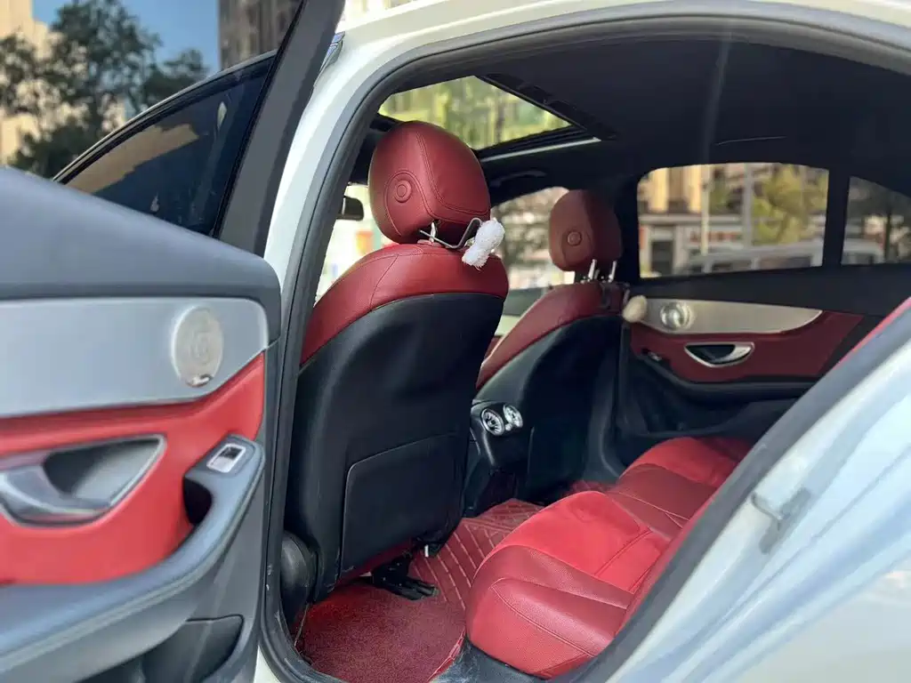 Mercedes-Benz C-Class 2018