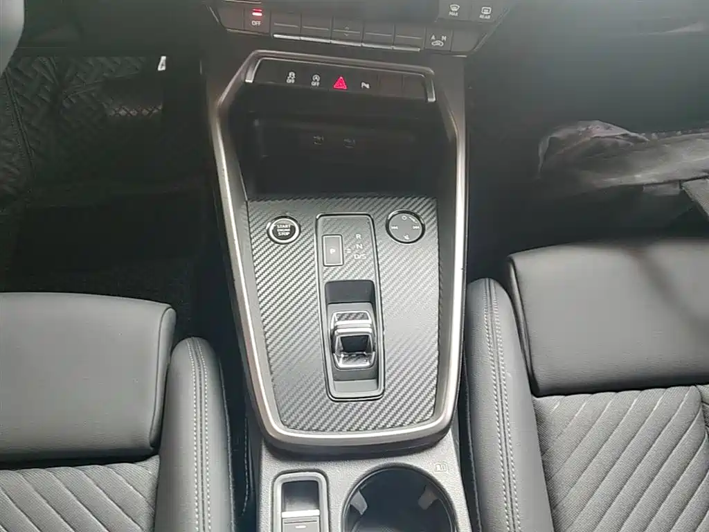 Audi A3 2022 — фото 14