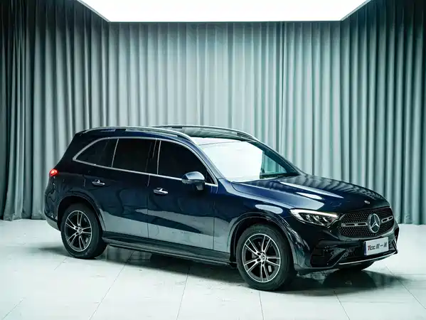 Mercedes-Benz GLC 2025