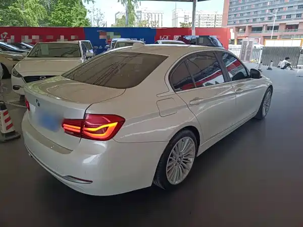 BMW 3 Series 2018