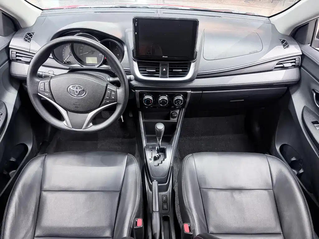 Toyota Yaris L 2021 — фото 7